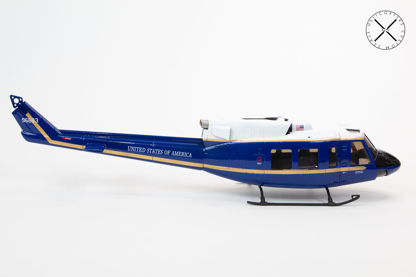 B212 UH-1N United States 1st Squadron RC Scale Helicopter Replica