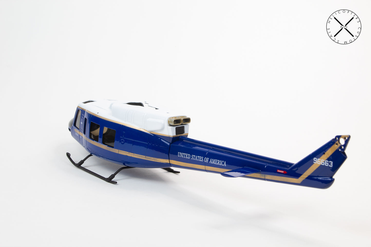 B212 UH-1N United States 1st Squadron RC Scale Helicopter Replica