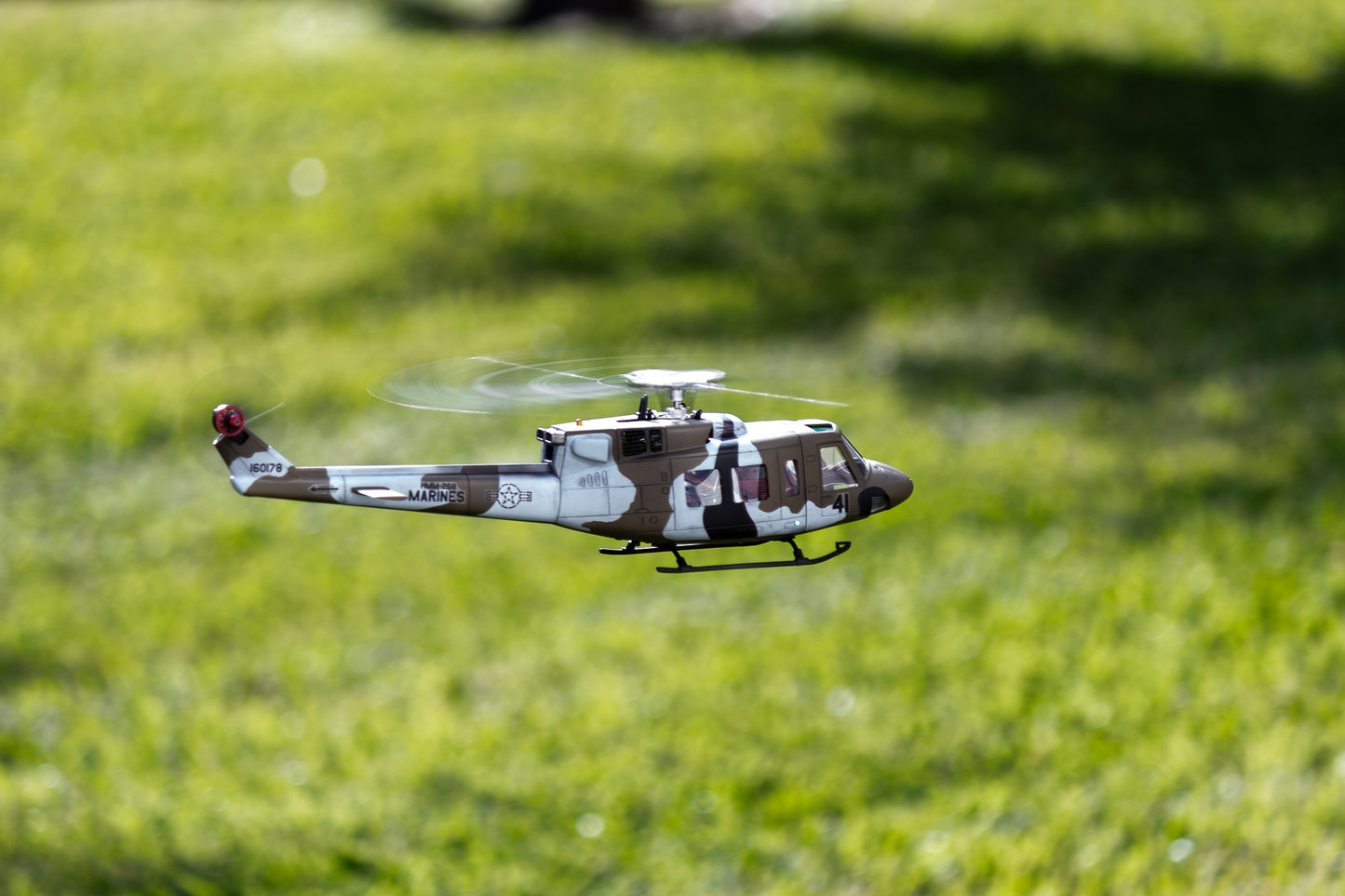 B212 UH-1N HMM-268 RC Scale Helicopter Replica