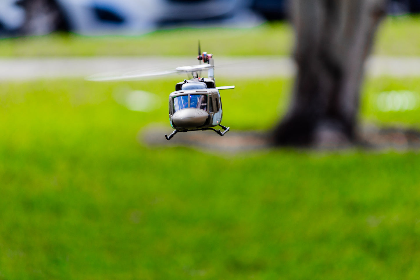 B212 UH-1N HMM-268 RC Scale Helicopter Replica