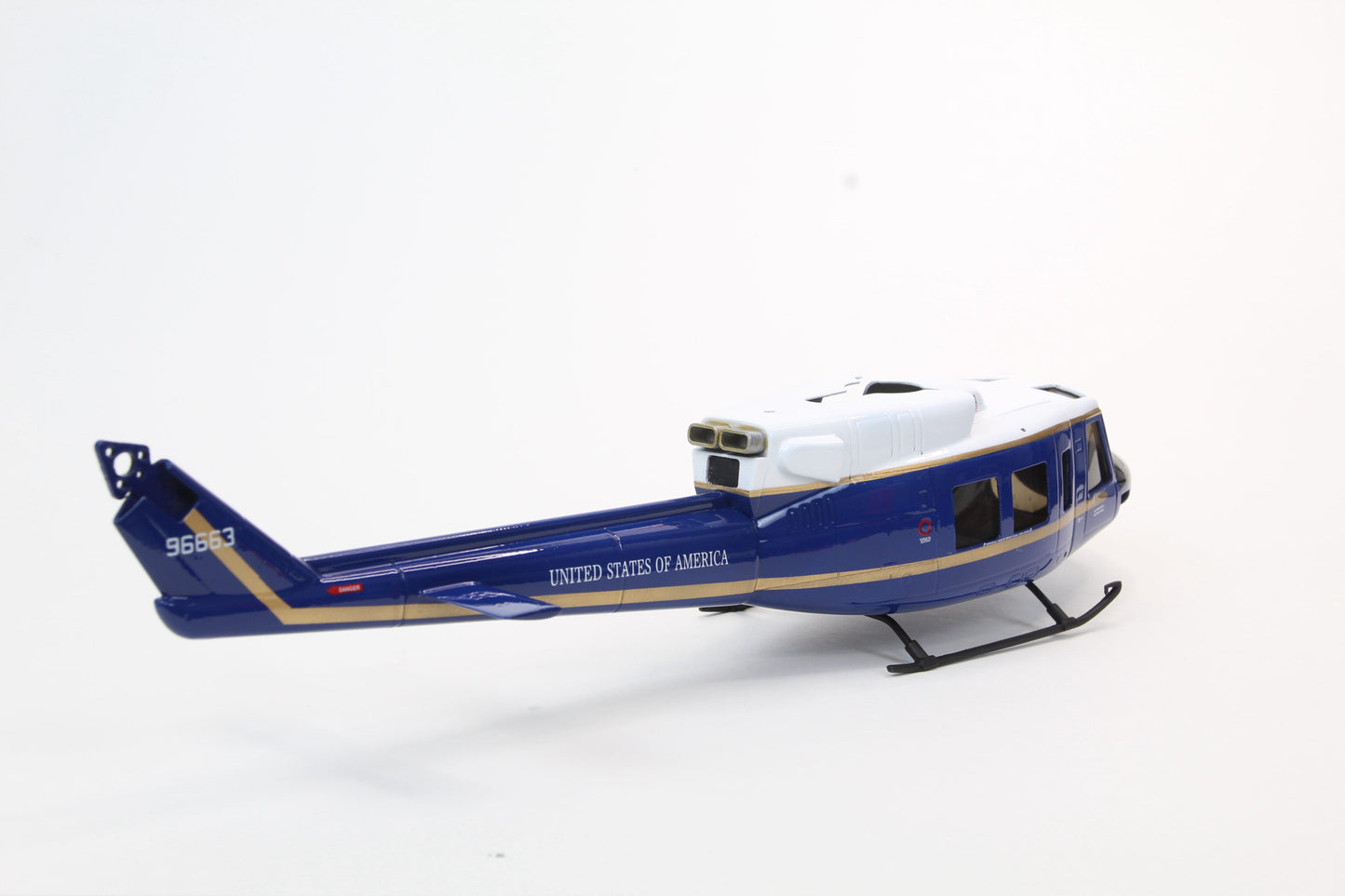 B212 UH-1N United States 1st Squadron RC Scale Helicopter Replica