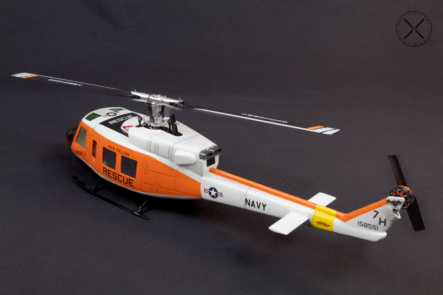 Bell 212 UH-1N Navy Rescue RC Scale Helicopter Replica with OMPHobby M1 RTF